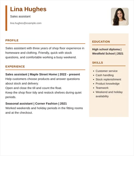 Retail sales assistant - Right rail Layout