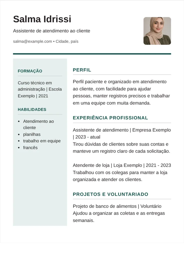 Coluna esquerda modelo de CV com dados de exemplo fictícios